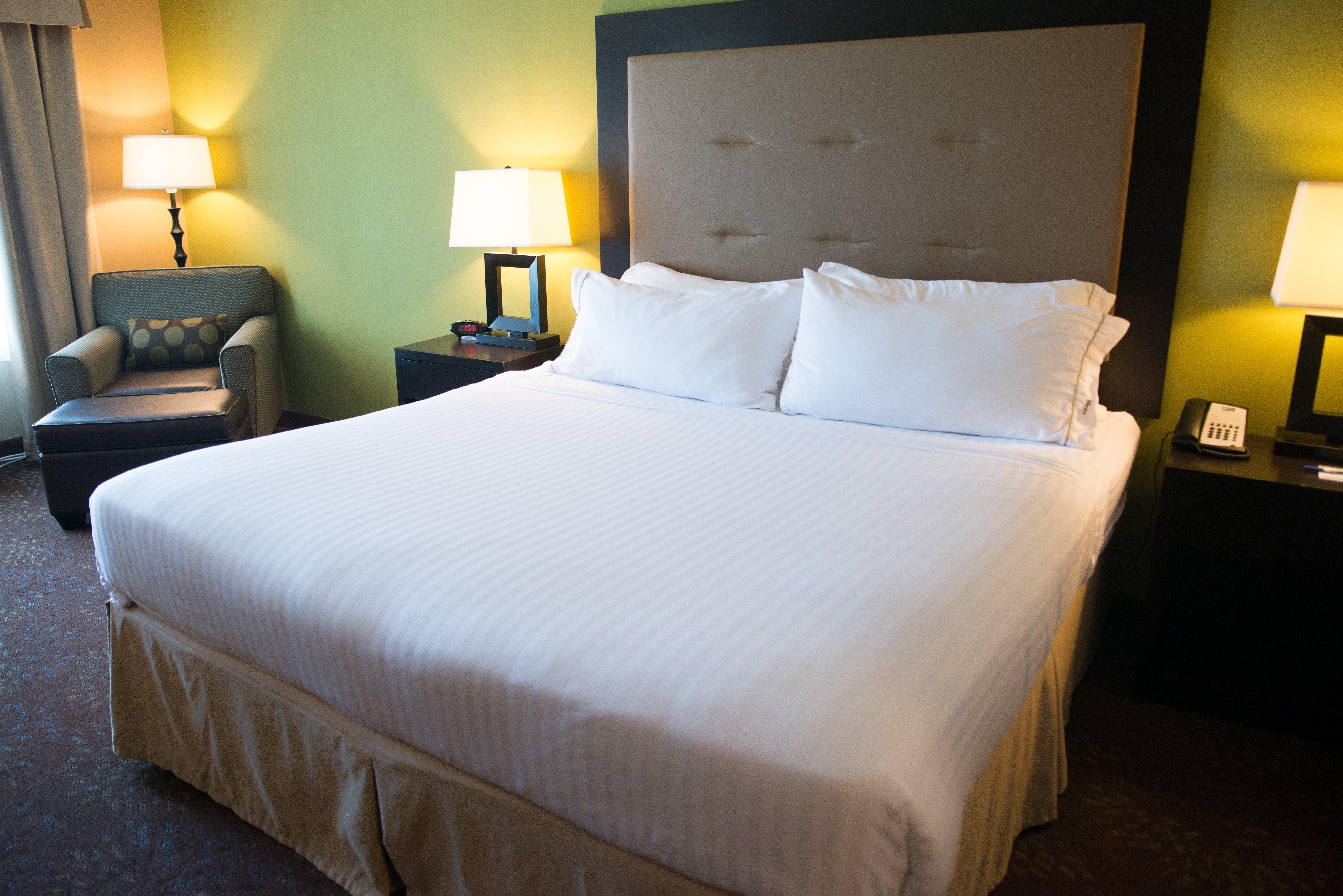 Holiday Inn Express & Suites Northwood By Ihg Silver Lake Exteriér fotografie