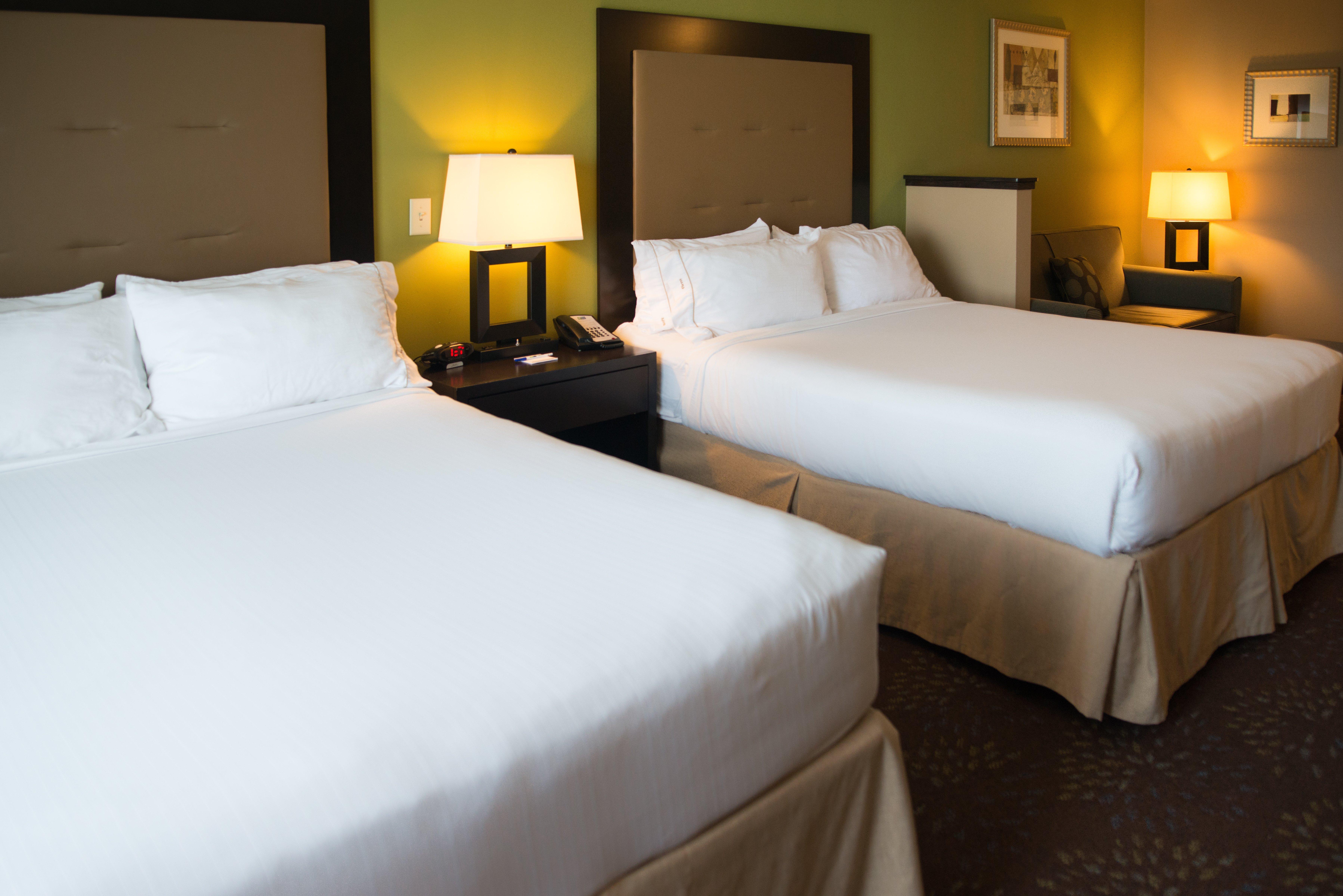 Holiday Inn Express & Suites Northwood By Ihg Silver Lake Exteriér fotografie