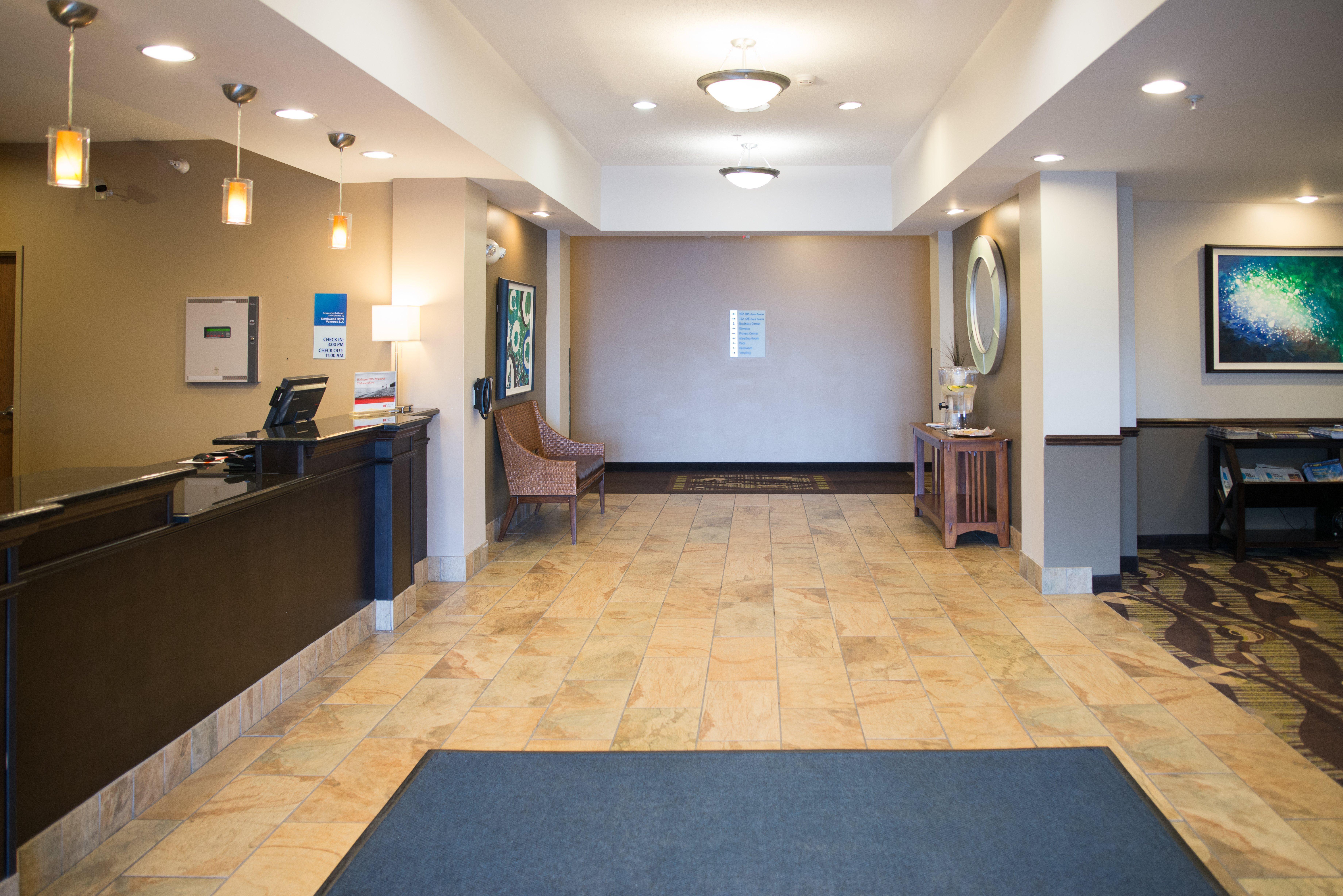 Holiday Inn Express & Suites Northwood By Ihg Silver Lake Exteriér fotografie