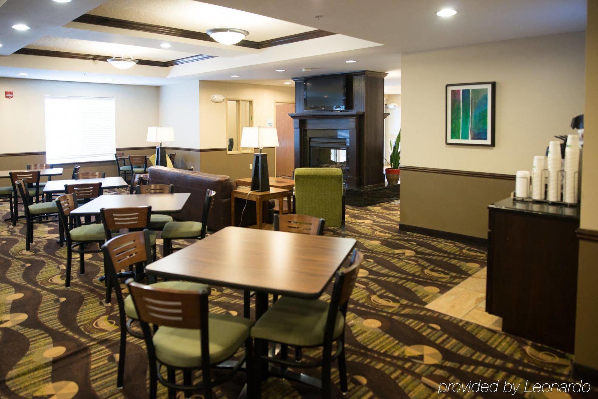 Holiday Inn Express & Suites Northwood By Ihg Silver Lake Exteriér fotografie